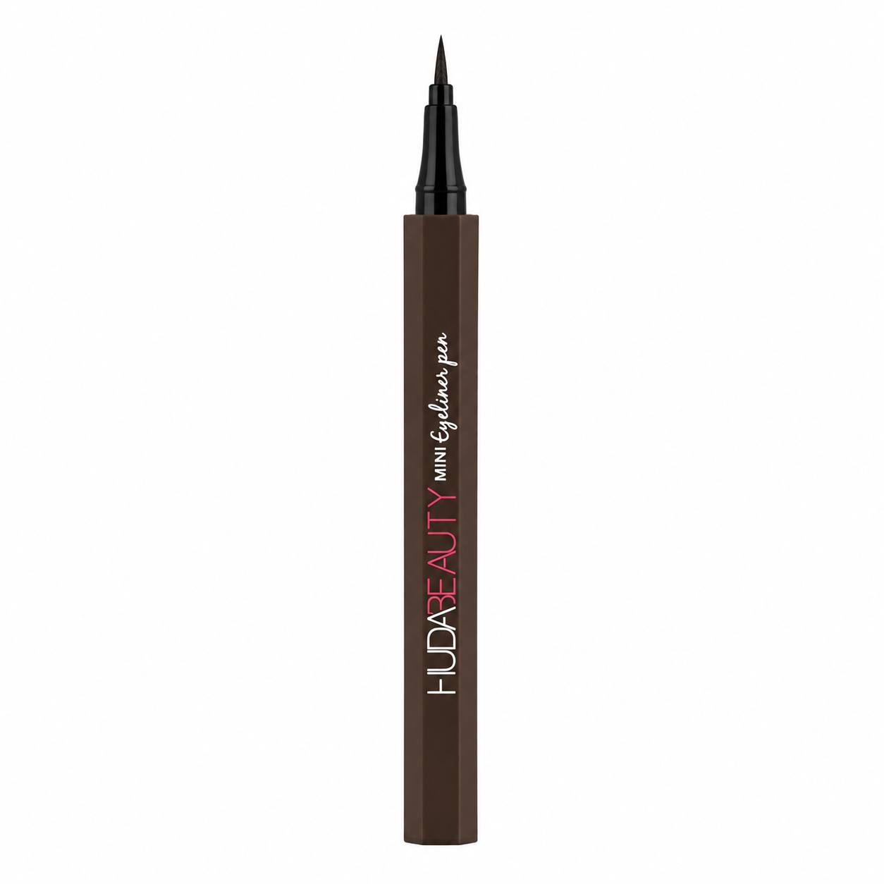 خط چشم ماژیکی قهوه ای